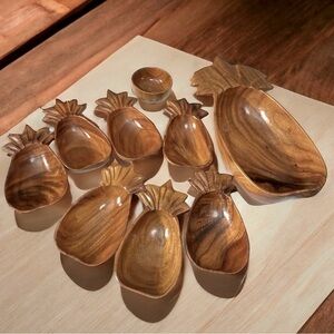 Carved Monkey Pod Wood Pineapple
SALAD SET, 9-Pieces, Vintage 1960s